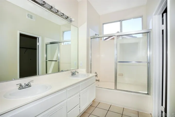 744 Corte Manolito, San Marcos, California 92069