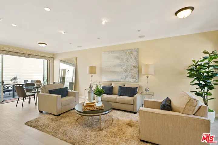 11670 Missouri Avenue, Los Angeles, California 90025