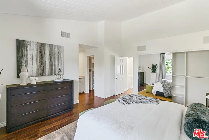 11670 Missouri Avenue, Los Angeles, California 90025
