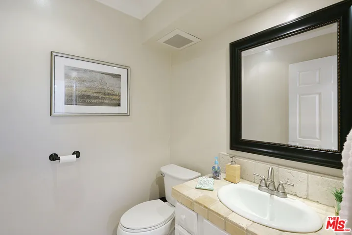 11670 Missouri Avenue, Los Angeles, California 90025