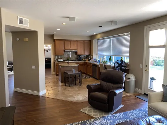 3364 Avenida Nieve, Carlsbad, California 92009