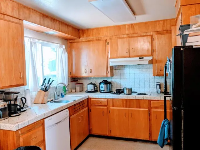 701 Sylvan Avenue, Mountain View, California 94041