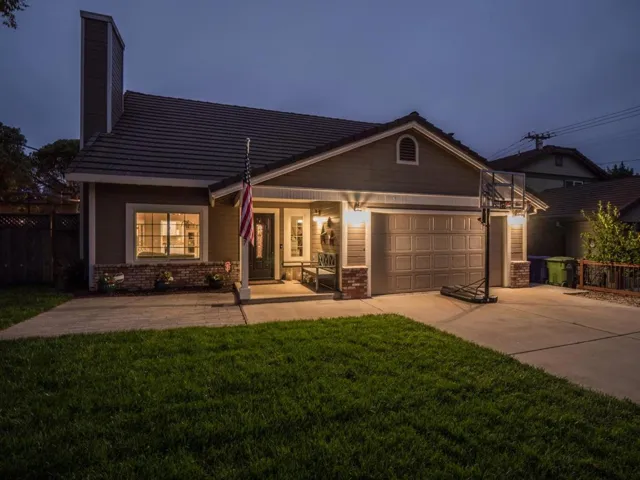 3607 Paper Mill Road, Soquel, California 95073