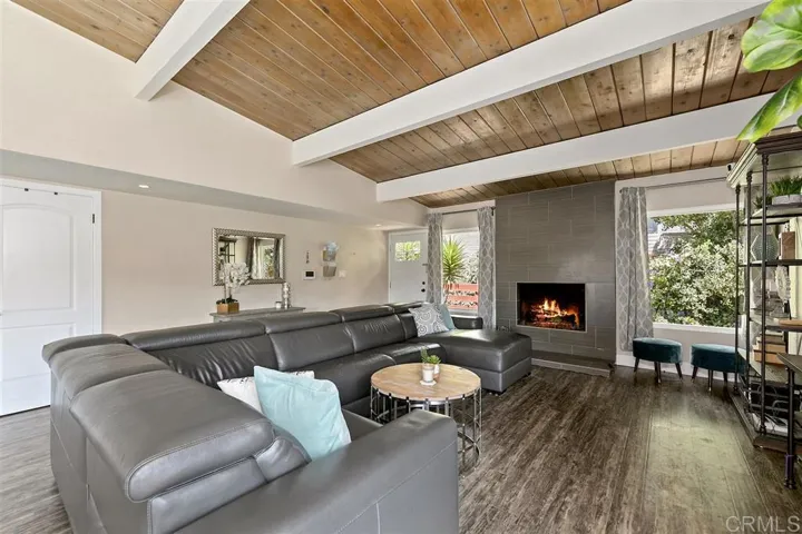 6012 Adobe Falls Rd, San Diego, California 92120