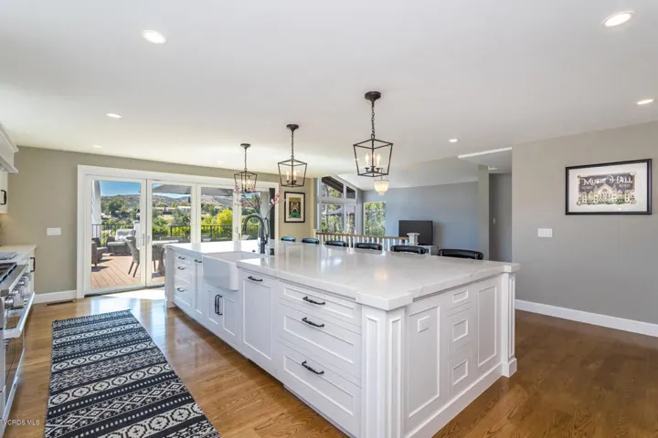 Kitchen 4