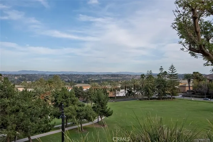 14 Sandpiper Lane, Aliso Viejo, California 92656