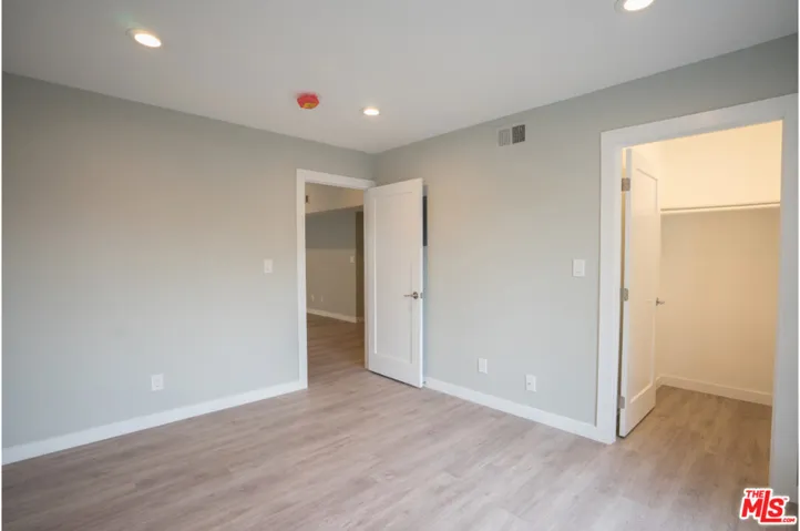 3426 W 1st Street 202, Los Angeles, California 90004