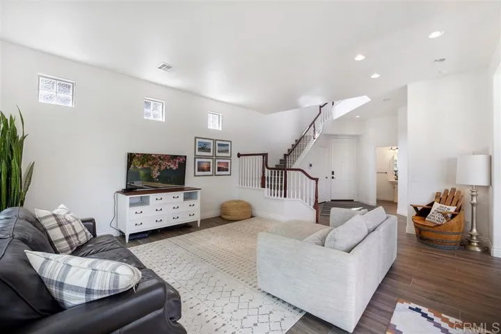 1695 Robin Pl, Carlsbad, California 92011
