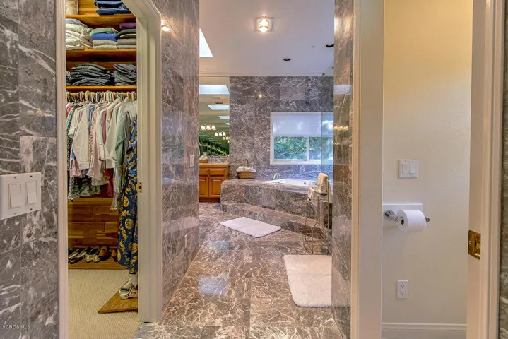 58Master Suite