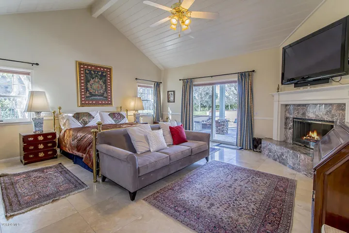 55Master Suite
