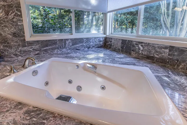 63Master Suite