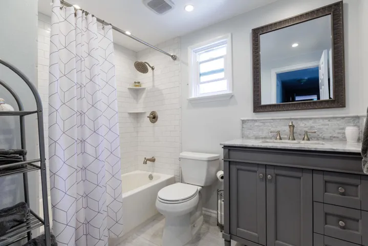 16bathroom_1