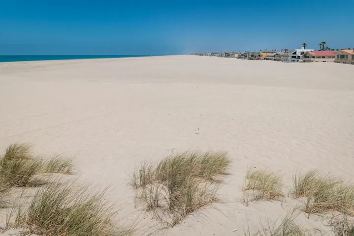 5146 Sandpiper Way-MLS_Size-026-25-Beach