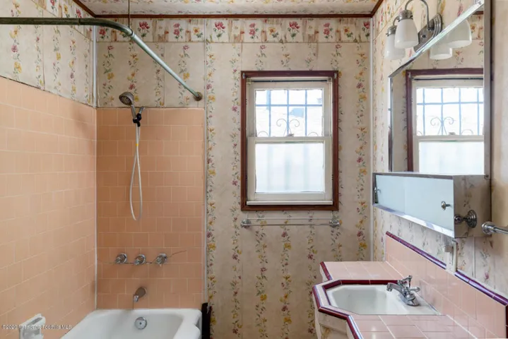 3117 Thurin Ave - Pierre Galant-11