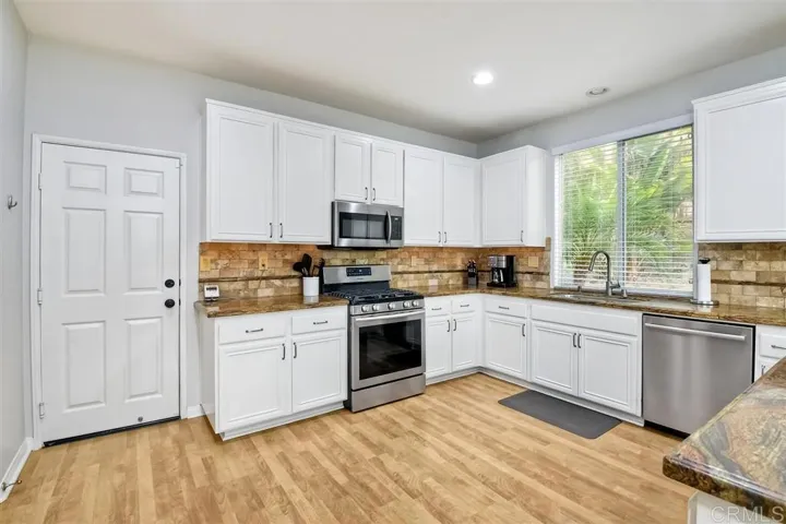 1048 Tesoro Ave, San Marcos, California 92069