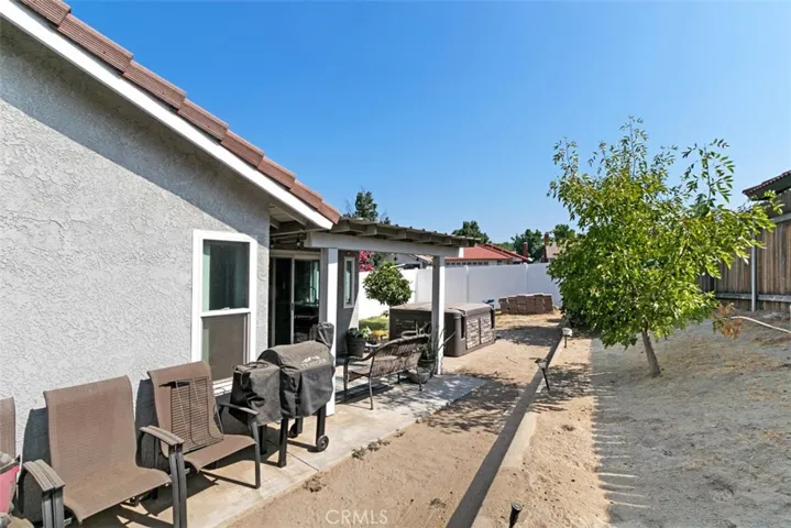 14569 Hillcrest Drive, Fontana, California 92337