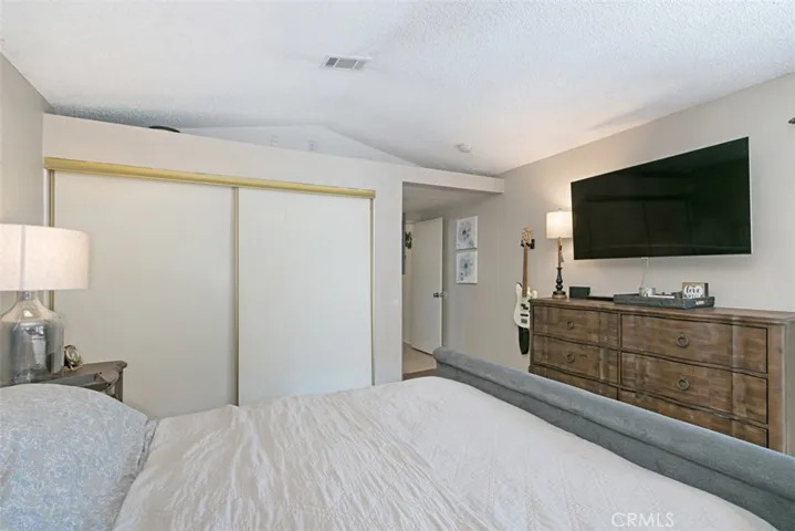 14569 Hillcrest Drive, Fontana, California 92337