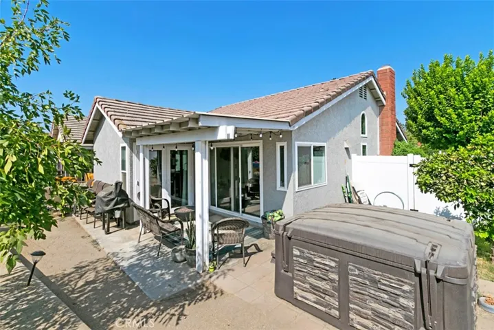 14569 Hillcrest Drive, Fontana, California 92337