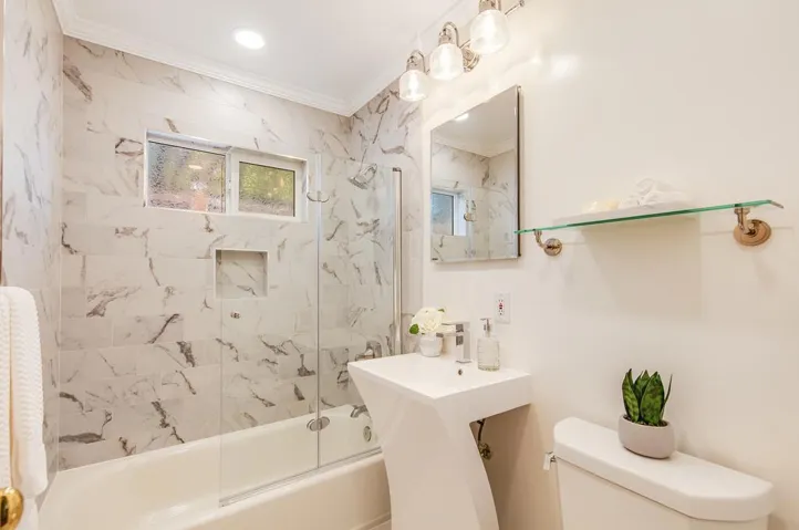 118 Alexander Avenue, Redwood City, California 94061