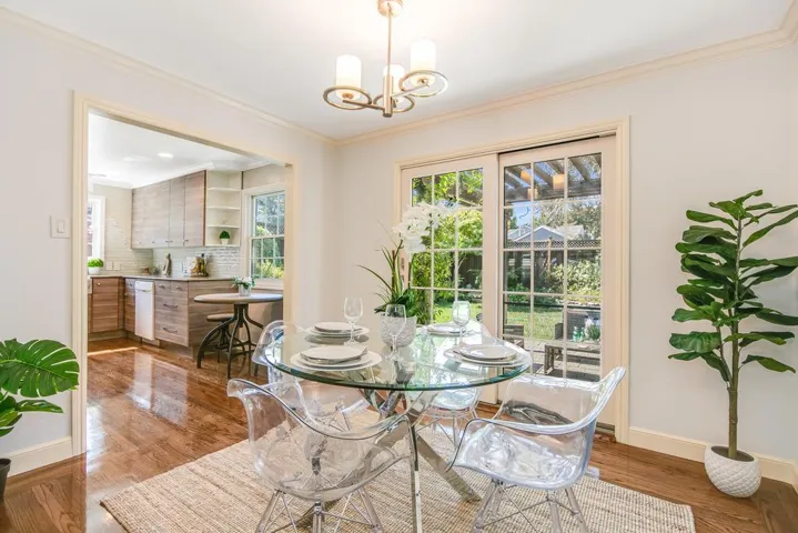 118 Alexander Avenue, Redwood City, California 94061