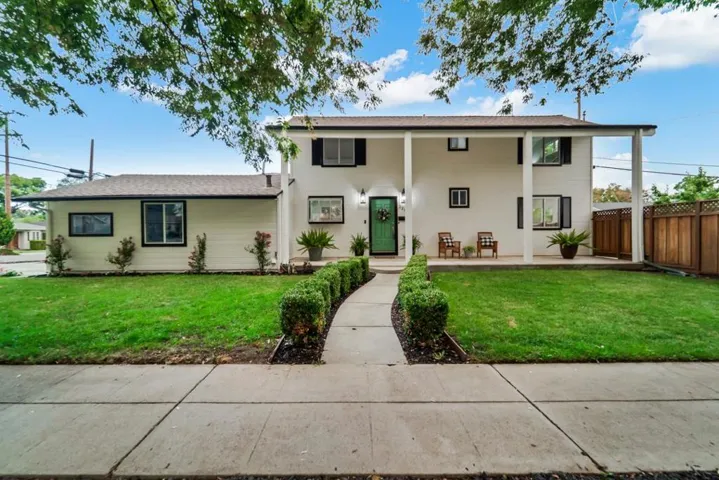 2208 Montezuma Drive, Campbell, California 95008