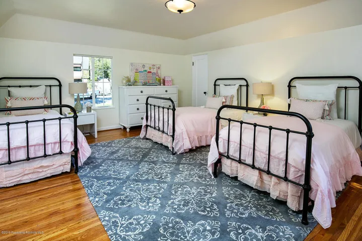 1966 Homewood Dr 042-mls
