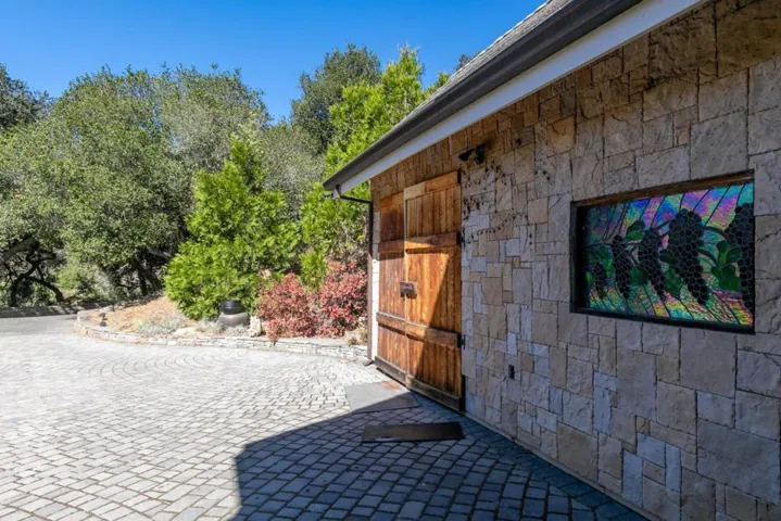 11709 Camino Escondido Road, Carmel Valley, California 93924