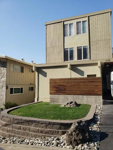308 Torino Drive 8, San Carlos, California 94070
