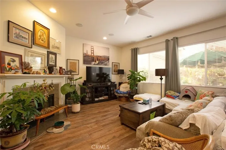 706 Lewis Road, Santa Maria, California 93455