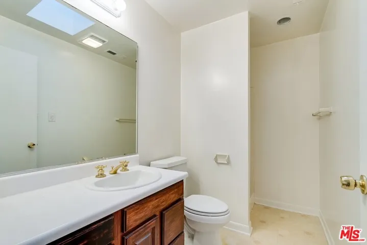 3770 Stewart Avenue, Los Angeles, California 90066