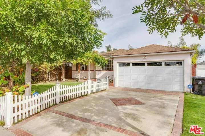 3770 Stewart Avenue, Los Angeles, California 90066