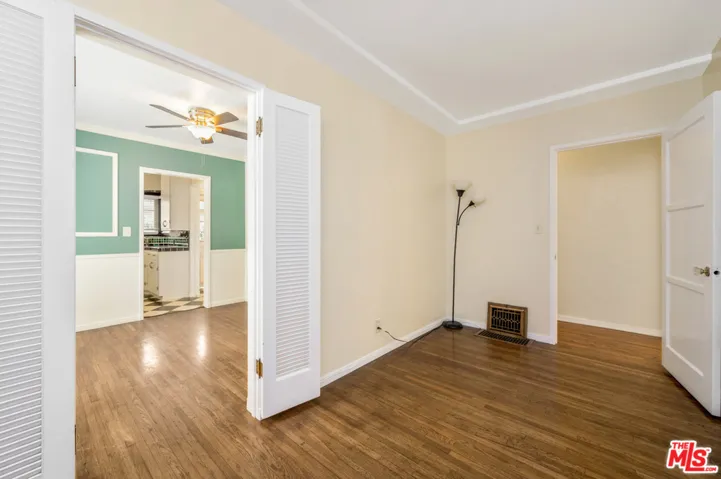 6737 Vesper Avenue, Van Nuys, California 91405