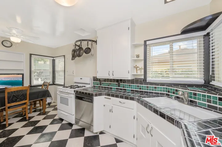 6737 Vesper Avenue, Van Nuys, California 91405