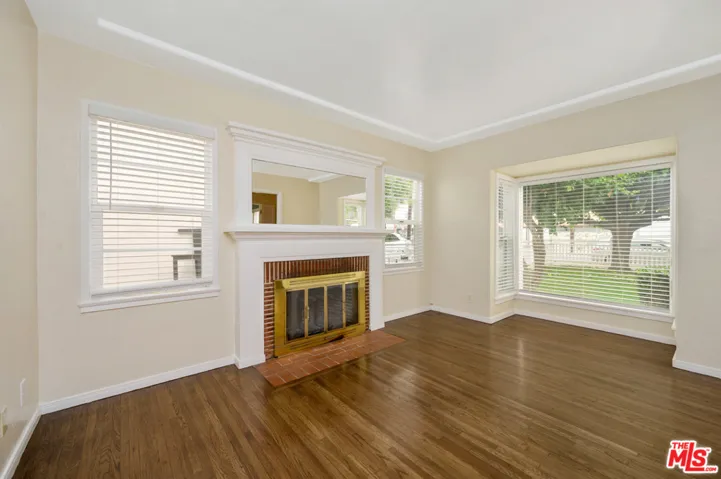 6737 Vesper Avenue, Van Nuys, California 91405