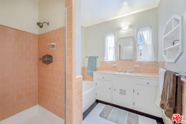6737 Vesper Avenue, Van Nuys, California 91405