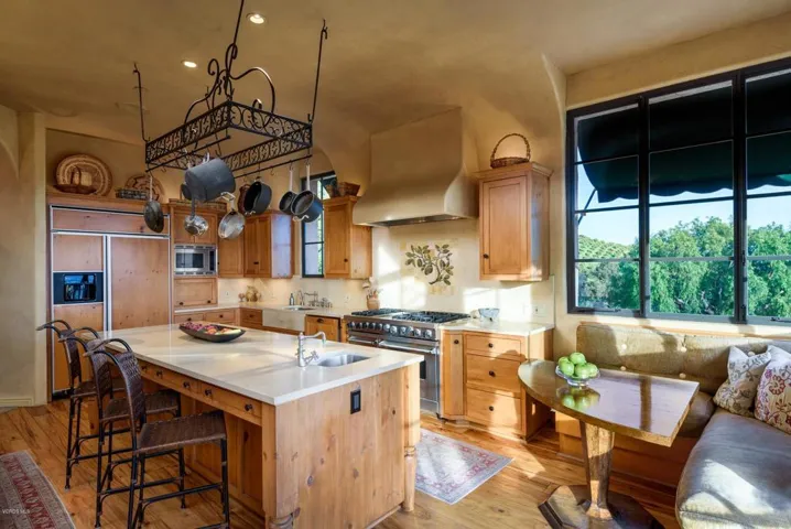 Kitchen2