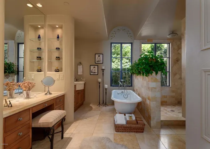 MasterBathRoom