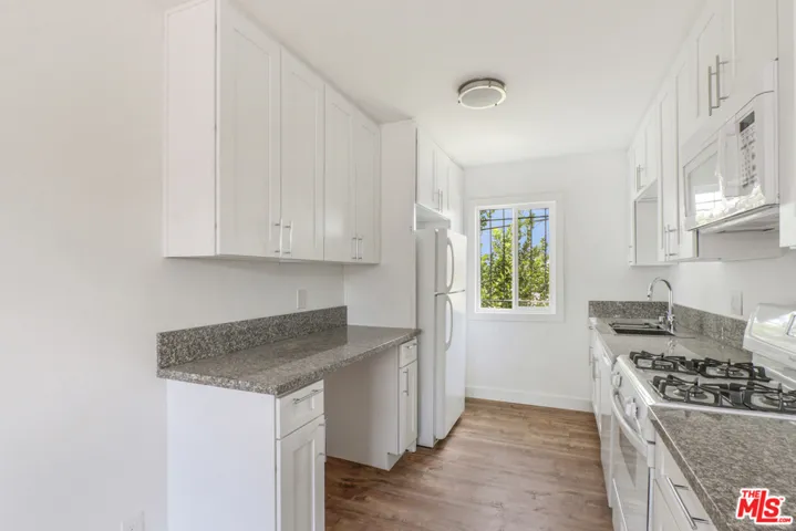 1212 W 107th Street 7, Los Angeles, California 90044