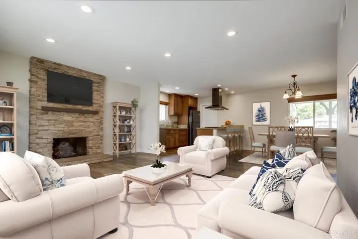 9735 Lutheran Way, Santee, California 92071