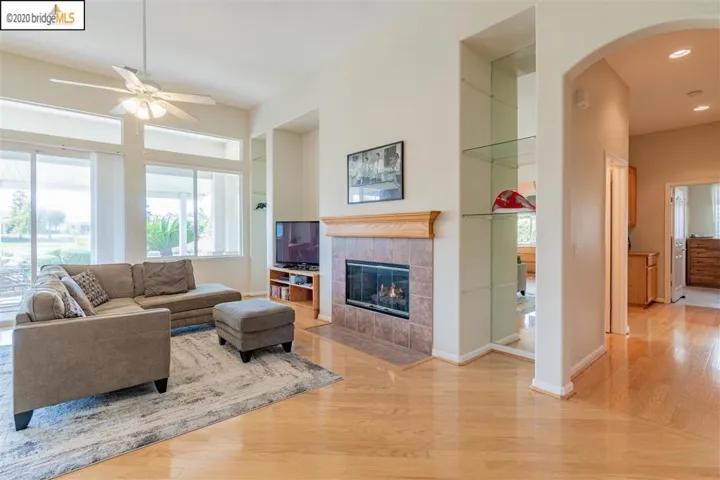 1800 Mariposa, Brentwood, California 94513-9999