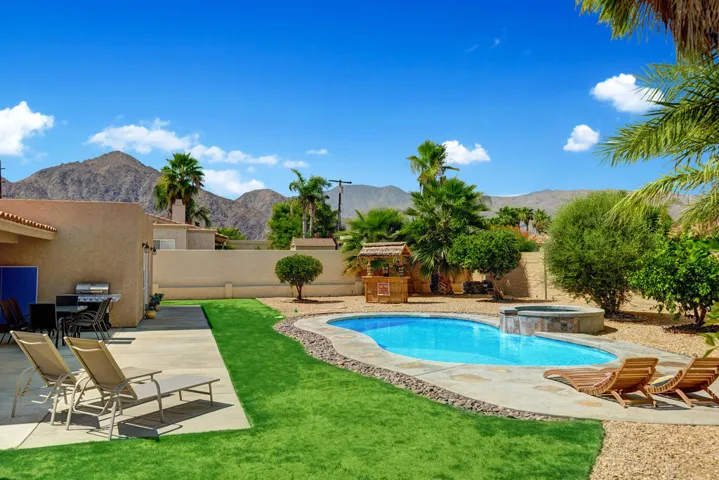 YARD TO MOUNTAIN VIEWS mls