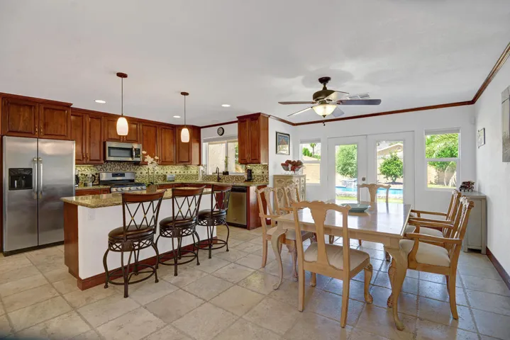 KITCHEN AND DINING ROOM mls