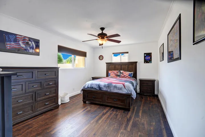 BEDROOM 2 mls