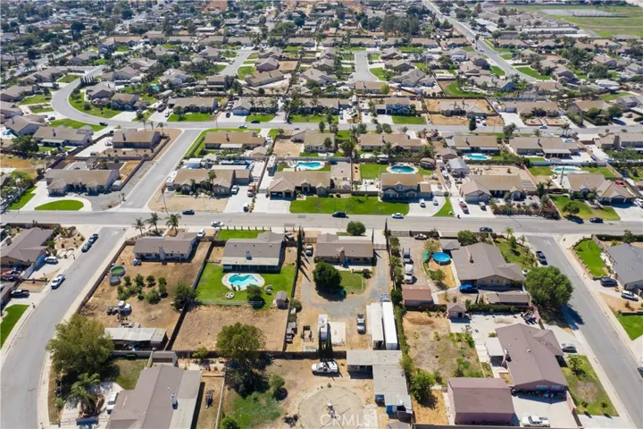 9941 Woodbridge Lane, Jurupa Valley, California 92509
