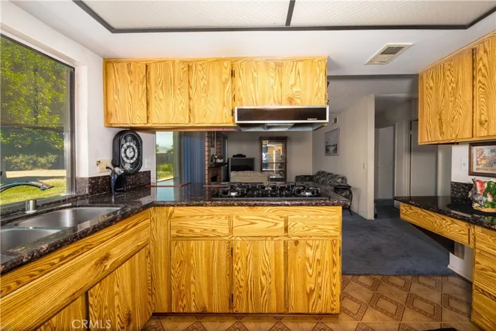 9941 Woodbridge Lane, Jurupa Valley, California 92509