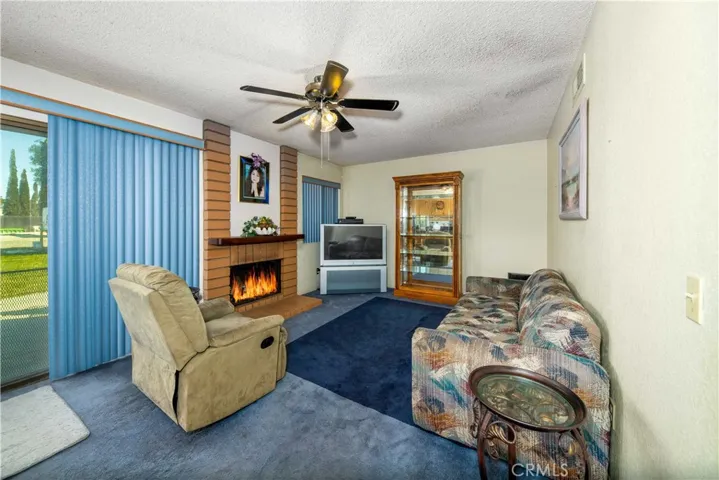 9941 Woodbridge Lane, Jurupa Valley, California 92509