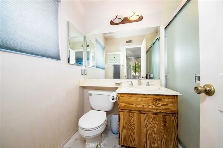 9941 Woodbridge Lane, Jurupa Valley, California 92509