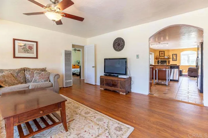 3812 69th Street, San Diego, California 92115