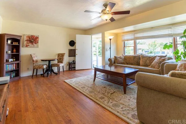 3812 69th Street, San Diego, California 92115