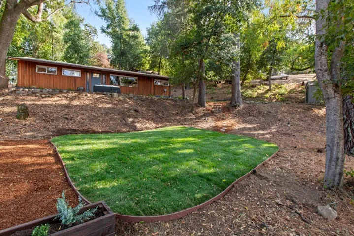 76 Old Spanish Trail, Portola Valley, California 94028